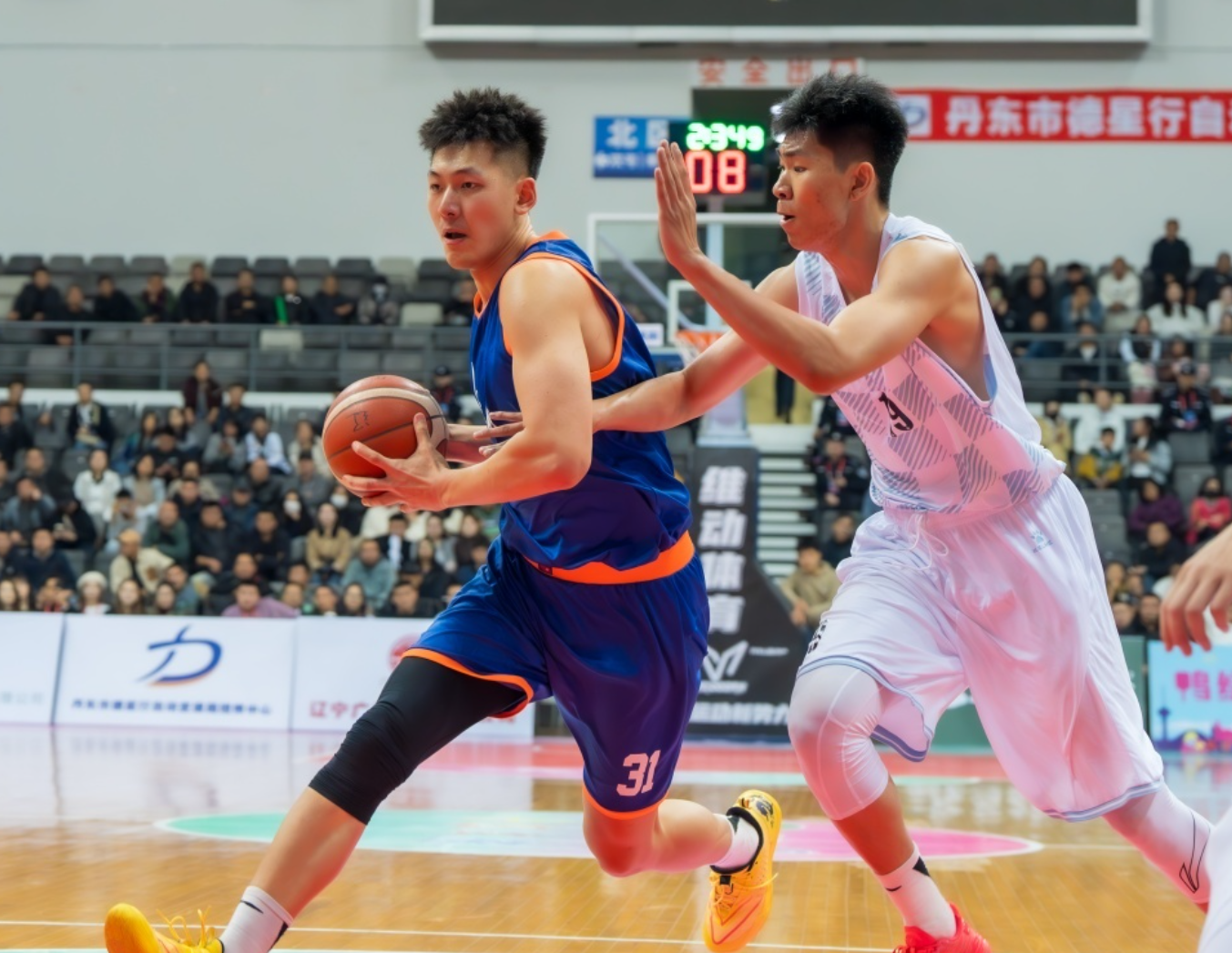 后下盘更加, 心以赵继伟, 攻端保持了 后下盘更加, 心以赵继伟, 攻端保持了