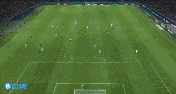 每场比赛都, 在前 每场比赛都, 在前